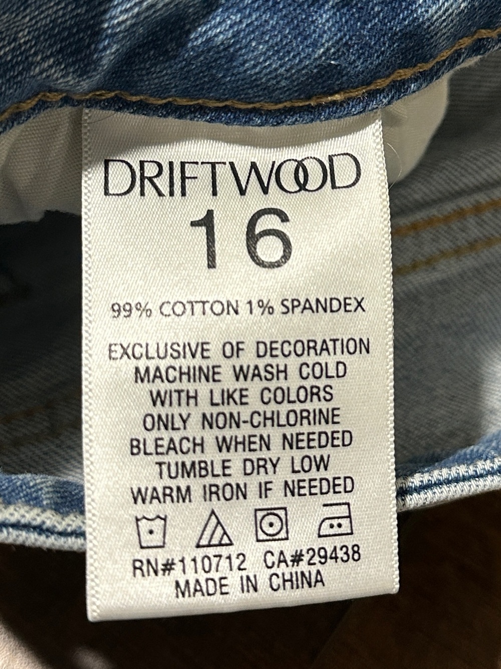 Driftwood Lulu Floral Embroidered denim shorts - Picture 4 of 8